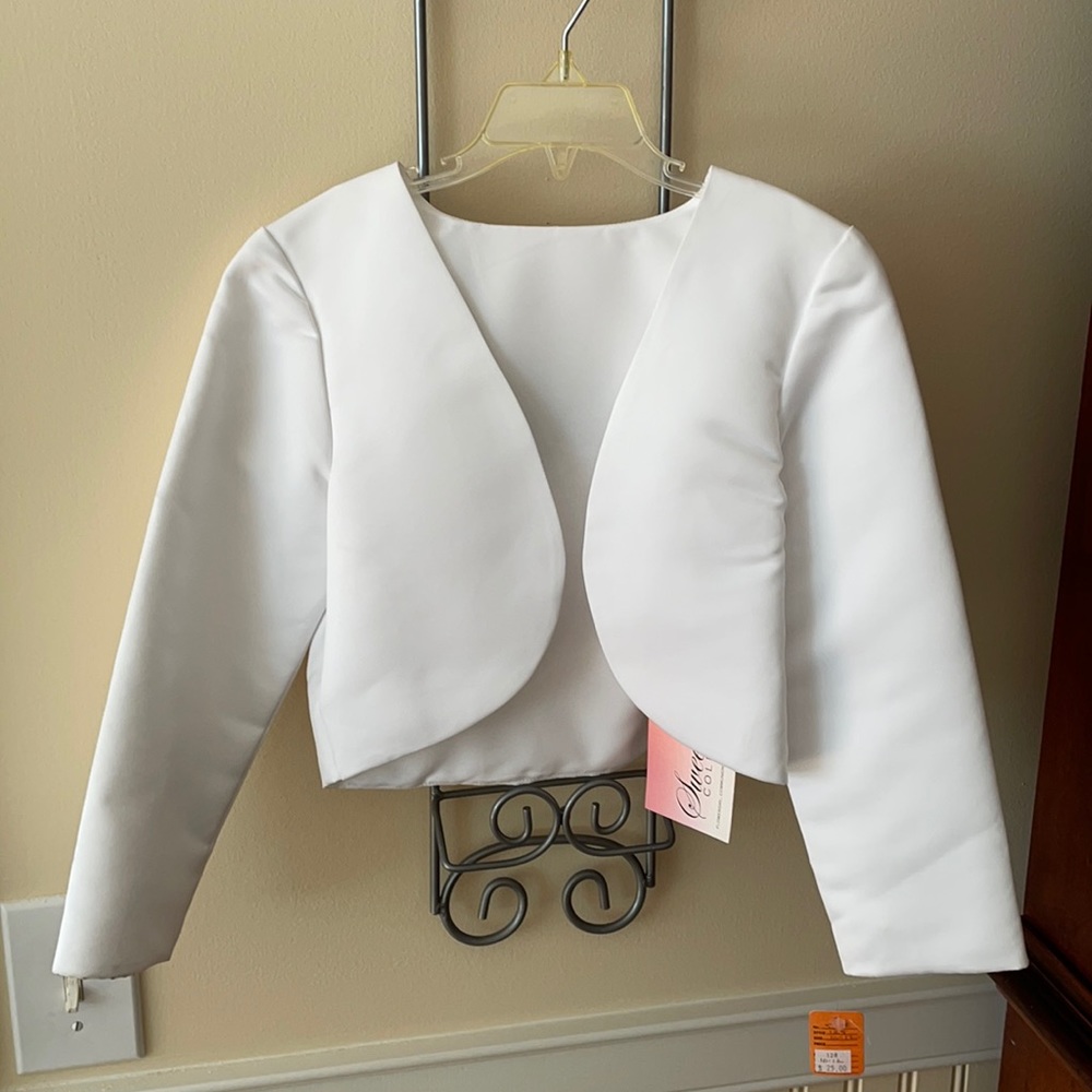 NWT Sweetie Pie shrug size girls  10/12
